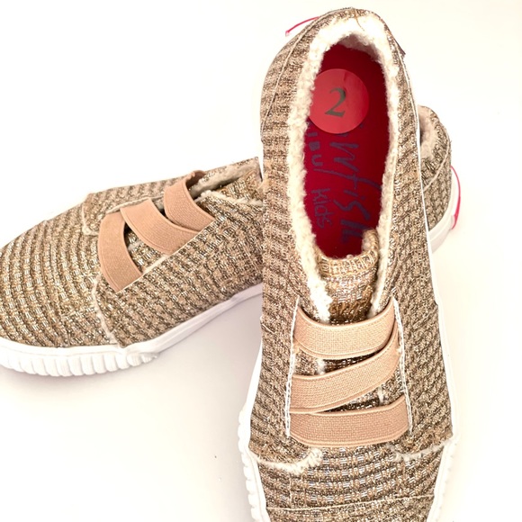 Brand new Blowfish Malibu kids size 2 gold flats - Picture 2 of 9